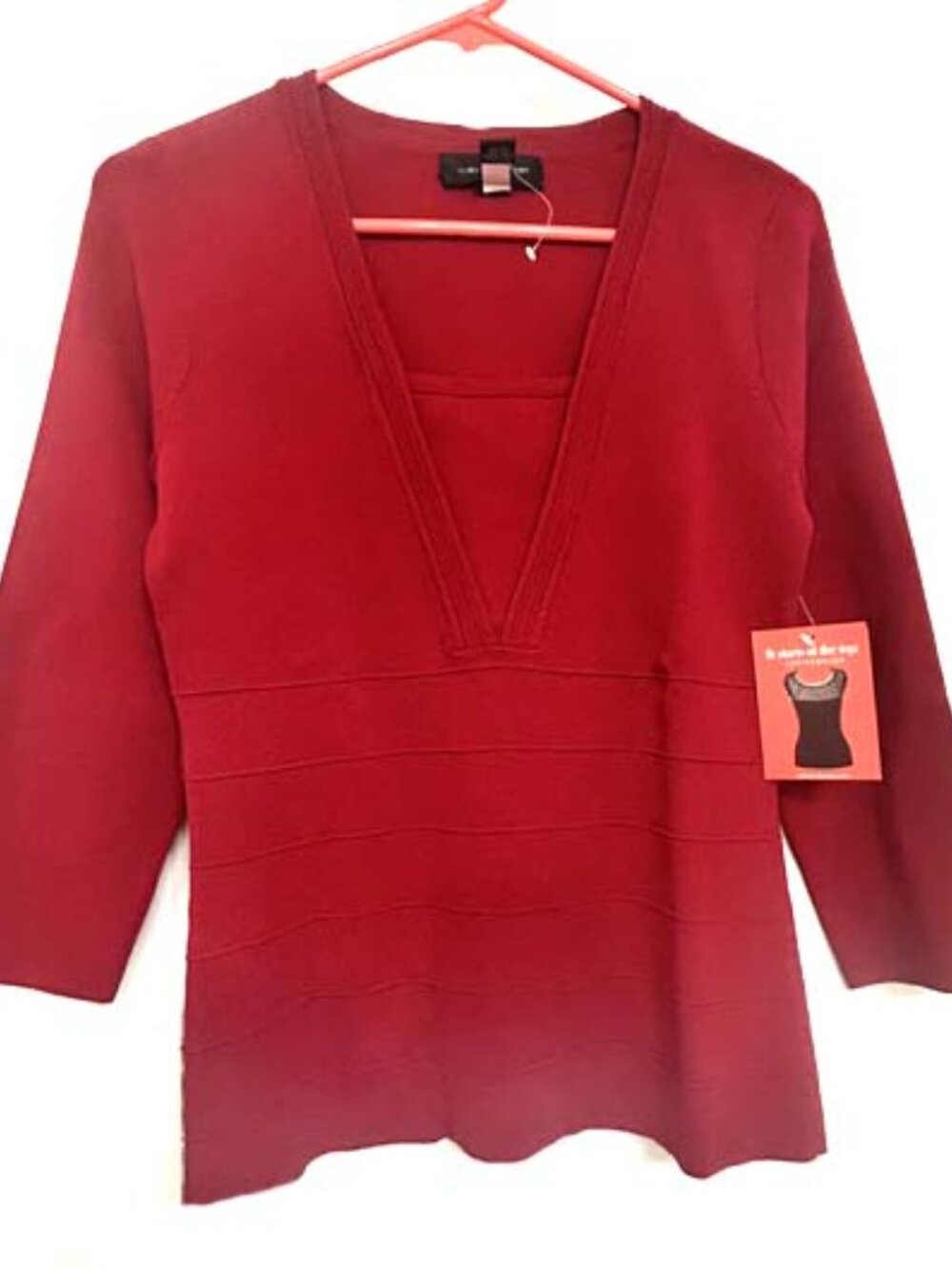 NWT Cable & Gauge Women's Red V-Neck Sweater S